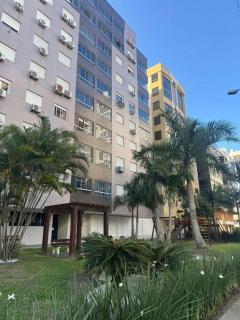Belo apartamento próximo á praia com garagem - Capão da Canoa - 2