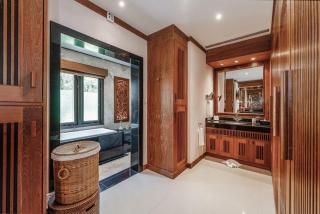 Naiharn 4br Private Pool Villa close to Beach - Phuket - 1