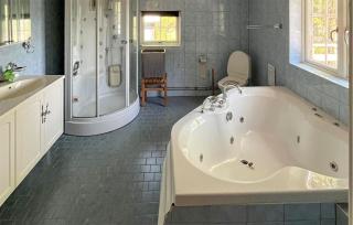 Beautiful Home In Stöde With Sauna - Stor-Hullsjön - 4
