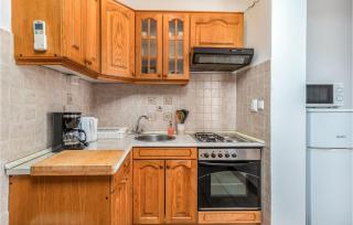 Gorgeous Apartment In Dramalj - Dramalj - 5