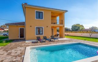 Lovely Home In Gajana - Gajana - 4