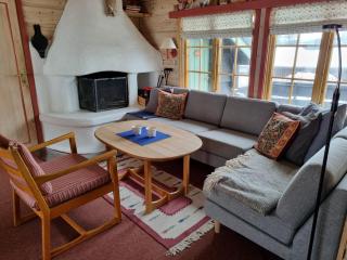 A Cozy, Rustic Retreat with Fireplace and Terrace in Beitostølen - Beitostøl - 7