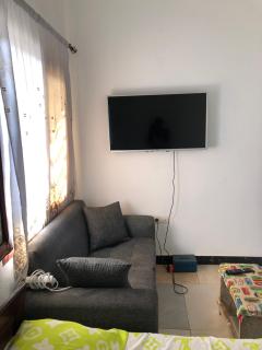 Brazzaville agréable Studio, Square Home Heart - - 4