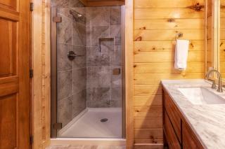 Real Log Cabin With Amazing Views, Hot Tub, Sauna, Games - Gatlinburg - 8