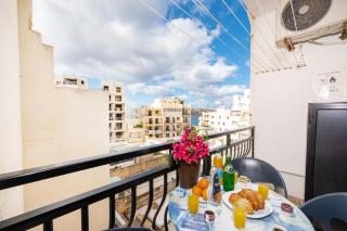 Seashells Apartments with terrace, just off the seafront in Bugibba - by Getawaysmalta - St Paul's Bay - 0
