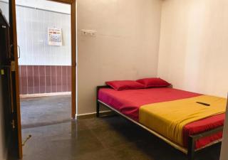S4 Guest House - Pondicherry - 6