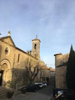 Châteauneuf du Pape - Chez Marie dans logement ancien atypique - 1 chambre - 1 balcon avec vue - 1 salle d'eau privée - Châteauneuf-du-Pape - 3