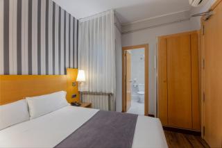 Hotel Lyon - 4