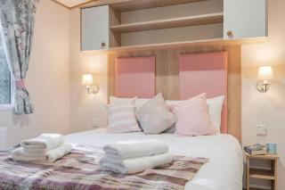 Mabel - Norfolk Cottage Agency - Kelling - 2