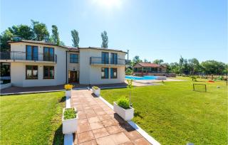 Nice Home In Donji Prolozac With Wifi - Donji Proložac - 2