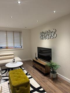 Modern & stylish 1 bedroom apartment, sleeps 4, London - Londra - 9