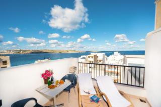 Penthouse with seaview terrace - St Paul's Bay - 0