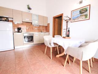 Holiday Home Gorana by Interhome - Mirce - 1
