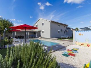 Apartment David by Interhome - Loborika - 0