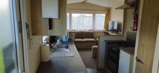 AZ Seal Bay 56 - Selsey - 5
