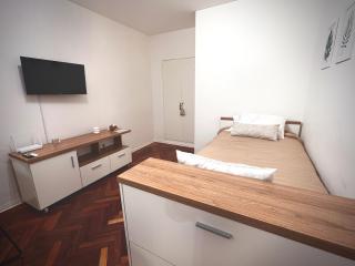 Super Cozy Studio in Barrio Norte BN5 by Apartments Bariloche - Buenos Aires - 6