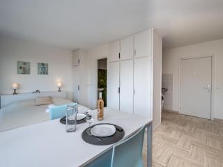 Apartment Le Surcouf by Interhome - Mandelieu La Napoule - 1