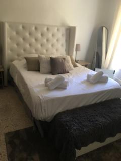Châteauneuf du Pape - Chez Marie dans logement ancien atypique - 1 chambre - 1 balcon avec vue - 1 salle d'eau privée - Châteauneuf-du-Pape - 8