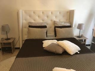 Châteauneuf du Pape - Chez Marie dans logement ancien atypique - 1 chambre - 1 balcon avec vue - 1 salle d'eau privée - Châteauneuf-du-Pape - 4