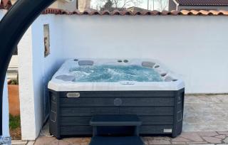Amazing Home In Valtursko Polje - Valtura - 3