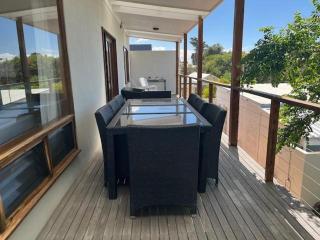 Sea View Timber Escape - Middleton - 5