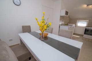 Tia Appartement Mit Meerblick - Veli Lošinj - 2