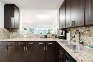 Updated 2BR Spacious Patio with Firepit by the Beach - Boca Raton - 8