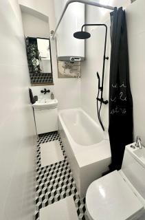 Best location in Prague! 4 bedrooms and super host! - Prague - 6