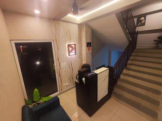 Emaar suites and rooms - Ernakulam - 2