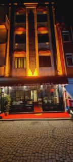 By Historial Hotel Due - 1