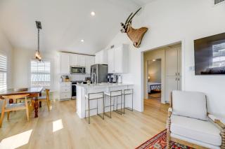 2 Mi to Beach and Fishing Pier Gulf Coast Retreat - Port O'Connor - 5