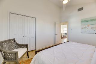 2 Mi to Beach and Fishing Pier Gulf Coast Retreat - Port O'Connor - 1