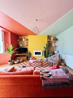 Colourful apartment GREAT location! - Bristol - 0