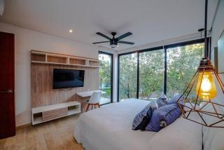 Luxury Penthouse - Panoramic - 1