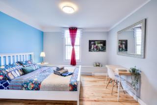 Premier destination for Big Groups MTL Vacation and Nightlife - 7