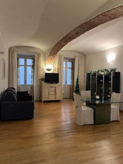 CENTRO STORICO Eleganza e Lusso nel Monferrato - 9