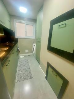 5 min Centro-Estacionamento-Apto 2 dorm-6 pessoas-Ar Cond-Wifi - Gramado - 3