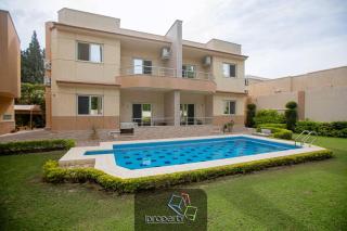 Spacious Charm & Poolside Bliss - 2