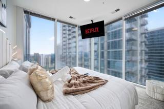 NEW! Luxury Champagne Towers Kingbed FreeParking - Atlanta - 9