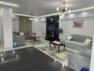 Cozy Modern Apartment In El-Nozha by Landmark Stays - Caïro - 3