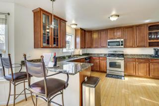 Walk to Lake and Boat Ramp Central Gem in Annapolis - 2