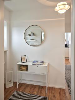 RESIDERY moderne, zentrale Wohnung mit Arbeitsplatz, Balkon und Stadtblick - Passau - 7