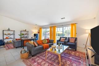 Larrea by AvantStay Luxurious Oasis w Pool Hot Tub - La Quinta - 3