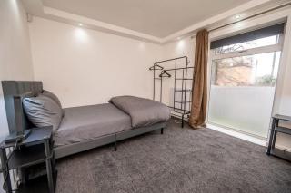 Birmingham Comfort Hub - Birmingham - 3