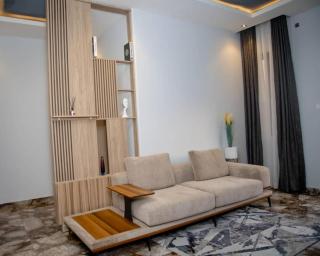 Nine A Apartment - Asaba - 6