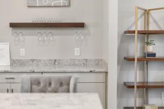 Gorgeous Home Rooftop Deck 3 Bdrs 3 Baths - Nashville - 2