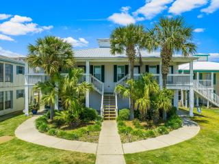 Best Stay Vacay at Southfields Unit A! Complimentary Activities! Ground floor! - Panama City Beach - 0