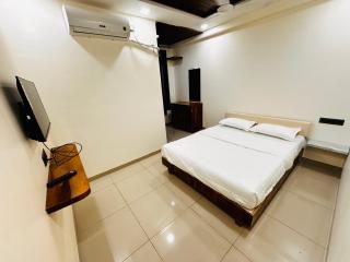 ParNam Hotel - Avas - 6