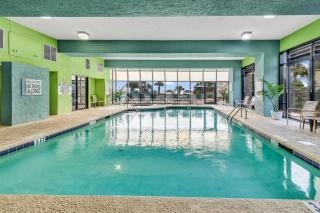 5th Floor Direct Oceanfront Double Suite Sleeps 6 Meridian Plaza 503 - Myrtle Beach - 7