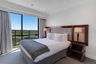 Luxurious Apartment 1BR Free Carpark Gym Pool & HotTub - Auckland - 7